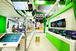 数字化驱动未来，施耐德电气新品进博会上重塑工业采购新体验